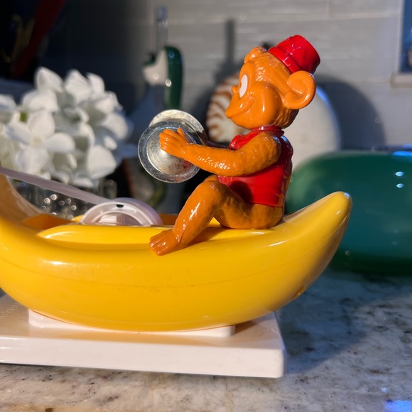 Monkey Tape Dispenser in Yellow plays cymbals when u pulling tape!! - Picture 3 of 11